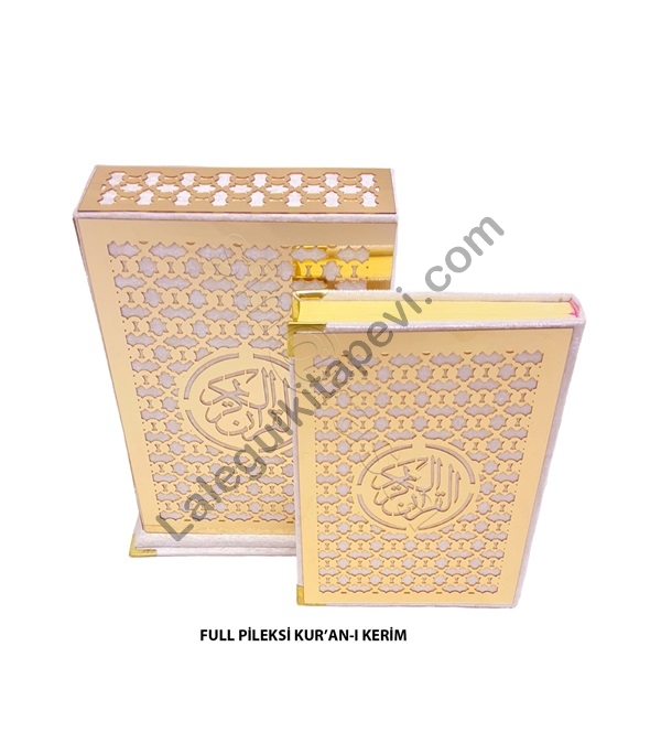 Kadife%20Ful%20Pleksi%20Kutulu%20Kur’an-ı%20Kerim%20Orta%20Boy